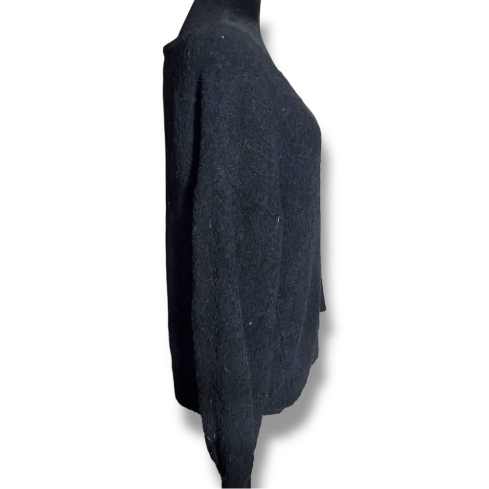 Sanctuary Charcoal Cozy Fuzzy Long Sleeve Size Large V-Neck Sweater - Picture 3 of 16